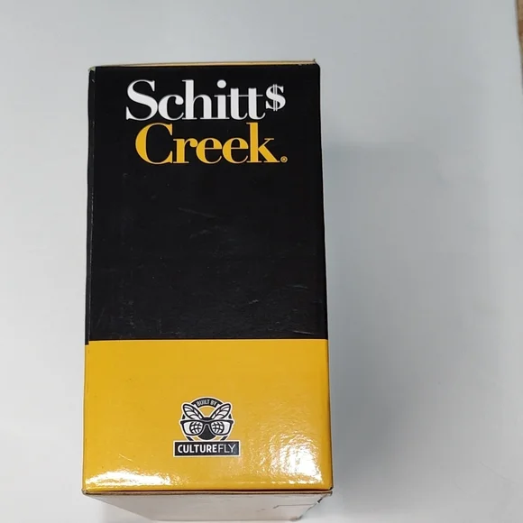 Schitts Creek 3-Pack of Socks + Pint Glass - Multicolor NWT - Picture 4 of 4